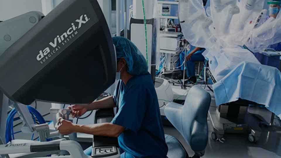 Cirugía asistida por robot con da Vinci Systems. Intuitive Surgical